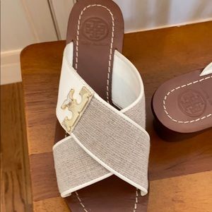 Tory Burch wedges 5.5 6